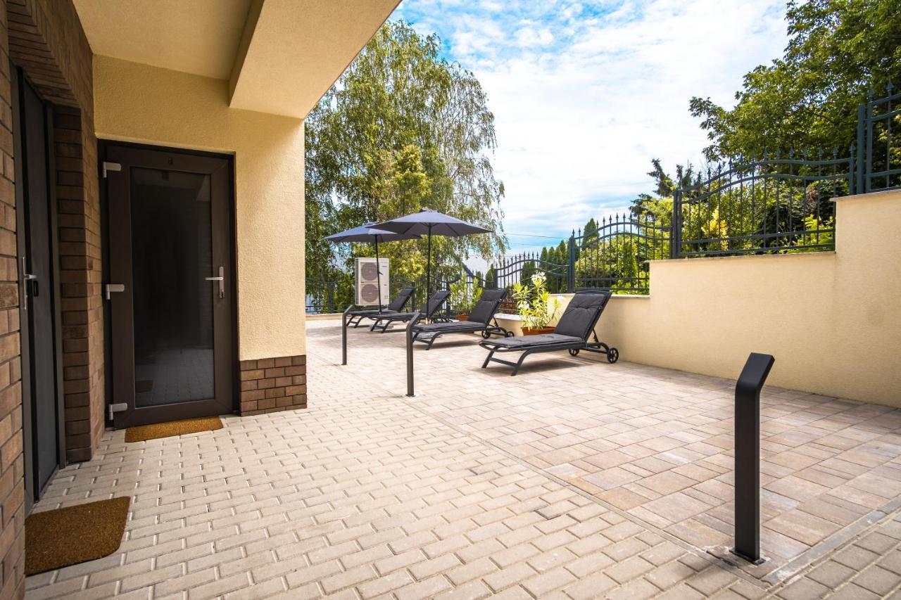 Kiss-Henezi Guest House Кестхей Экстерьер фото